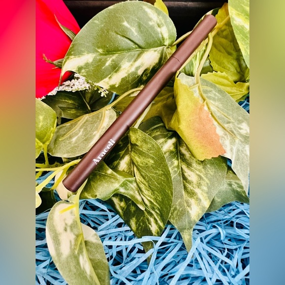 New Araceli Ojos Perfectos Liquid Eyeliner in Cafe - Picture 2 of 8